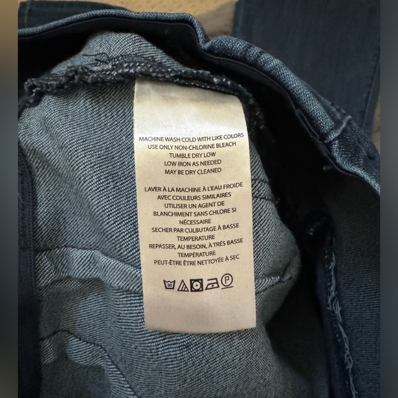 Pilcro Pull on High Rise Retro Flare Jeans - Picture 4 of 9